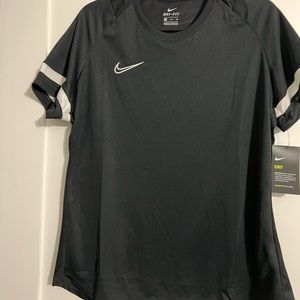 Nike dry fit tshirt